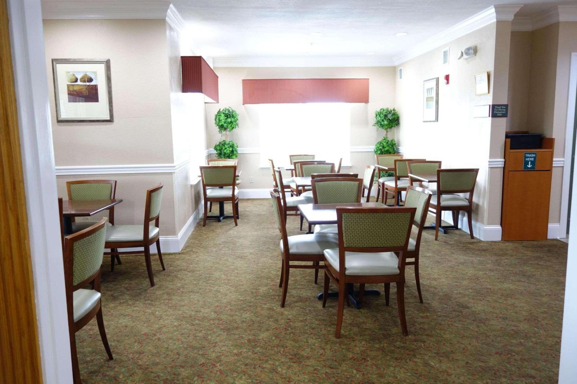 Country Inn & Suites By Radisson, Biloxi-Ocean Springs, Ms Екстериор снимка