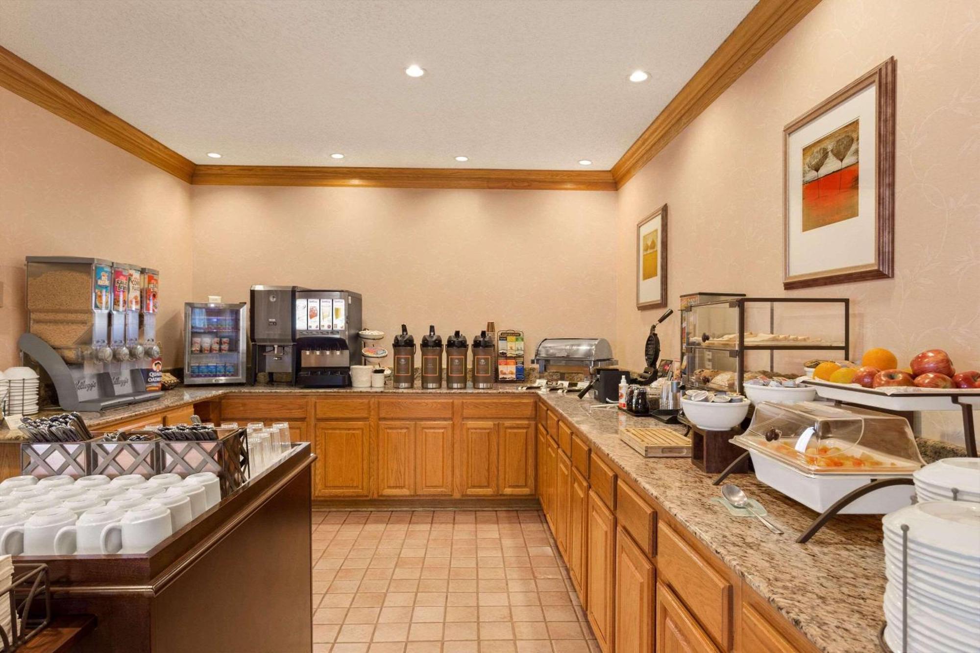 Country Inn & Suites By Radisson, Biloxi-Ocean Springs, Ms Екстериор снимка