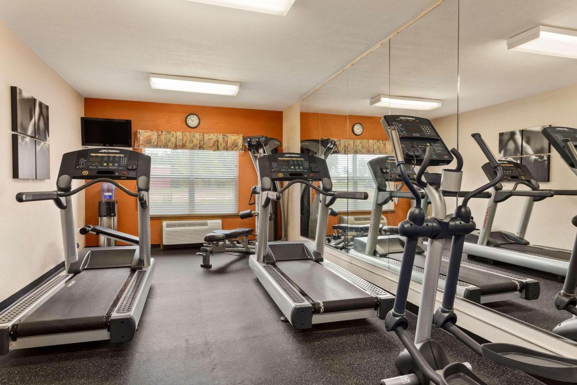 Country Inn & Suites By Radisson, Biloxi-Ocean Springs, Ms Екстериор снимка